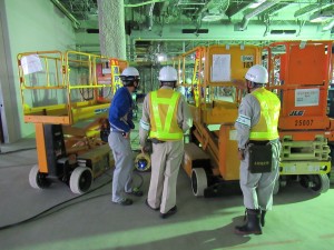 高所作業車の確認