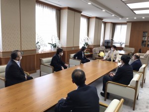 馳知事と懇談